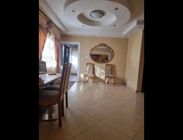 4 BEDROOM HOUSE FOR SALE IN MOORTON